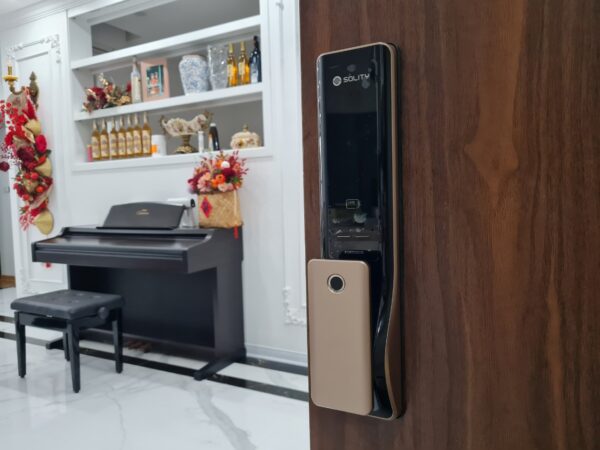 Khóa cửa vân tay Solity GP-6000BK - Hình ảnh 2